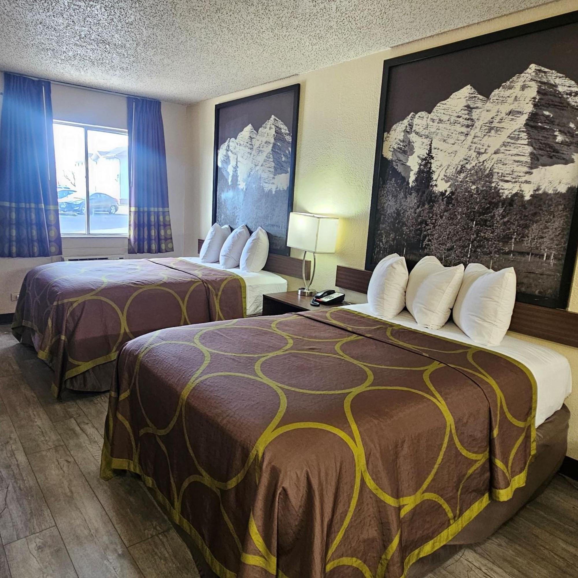 Super 8 By Wyndham Denver Central Zewnętrze zdjęcie